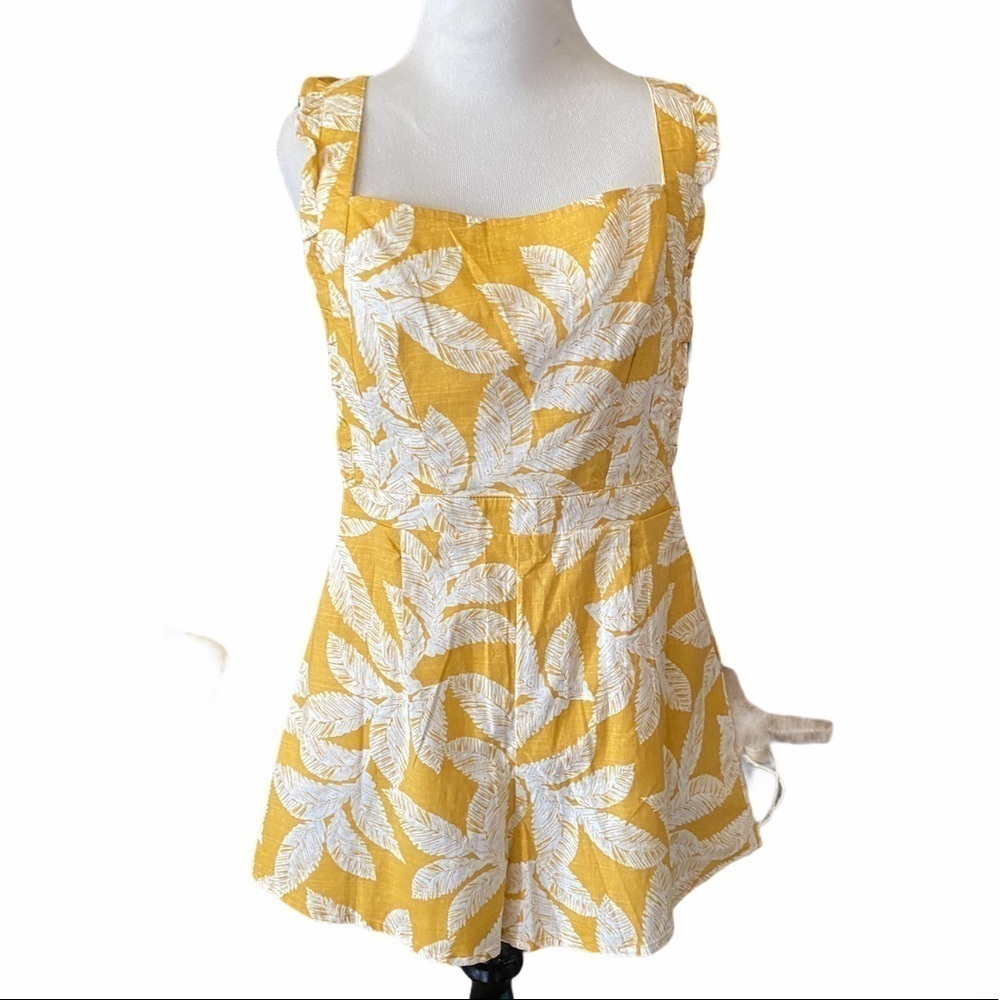 AJOY Ruffle Romper SZ 12